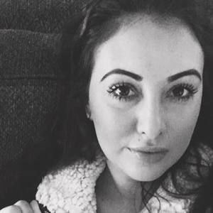 Meet your Posher, Sierra